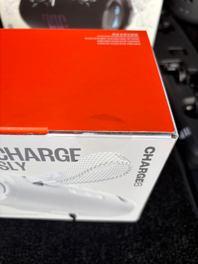 【新品、未開封】JBL Charge 6 ワイヤレススピーカー　ホワイト