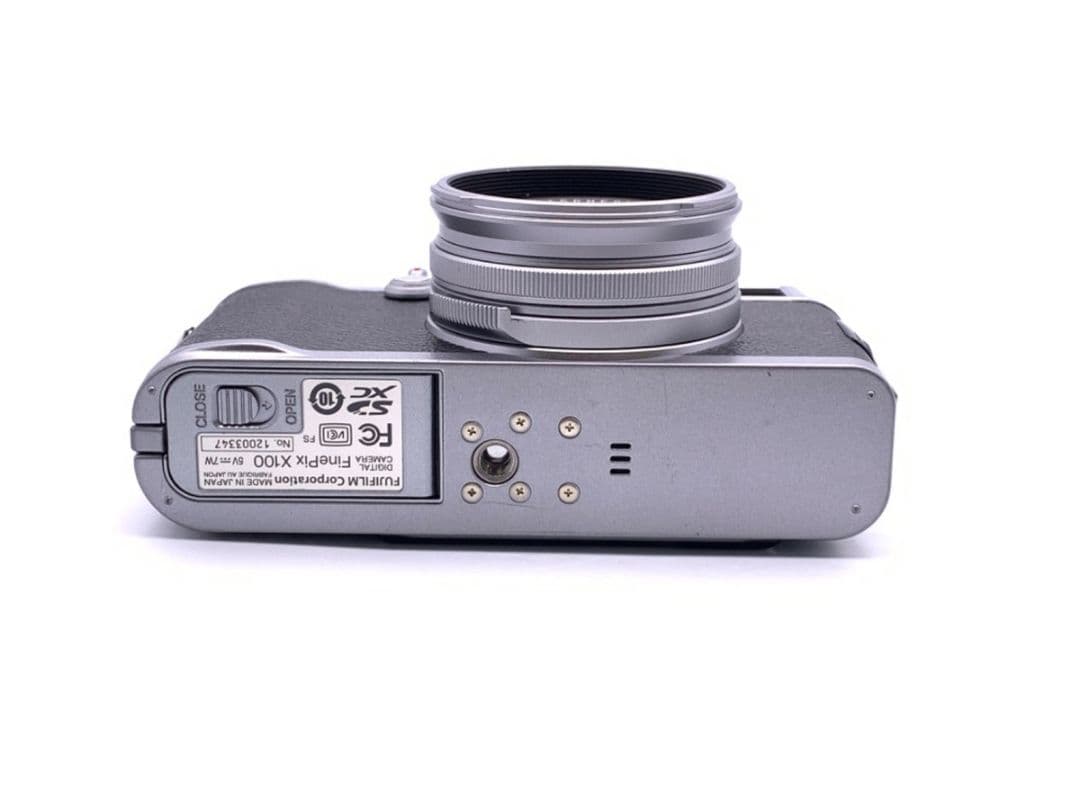 ※即日配送※【良品】フジフイルム FinePix X100　コンパクトデジカメ