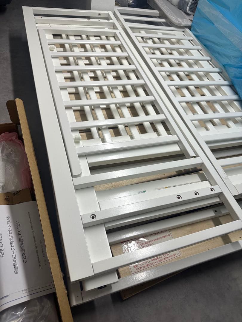 KATOJI ハイタイプ（型番02024）　ベビーベッド ホワイト　マット付