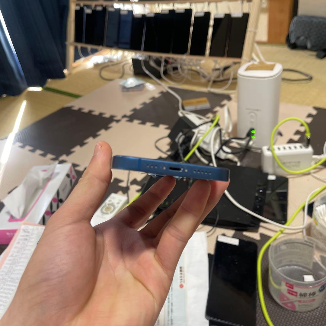 Apple iPhone 13 本体 ブルー