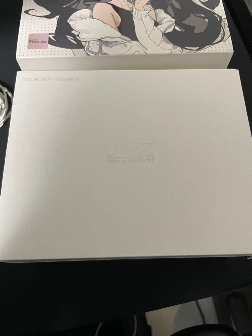 イヤホン MoonDrop Dusk