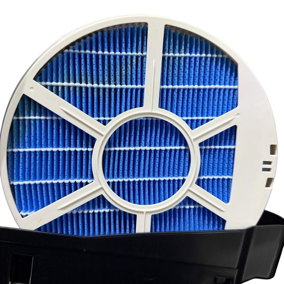 【SHARP】 除湿加湿空気清浄機 プラズマクラスター　KC--HD70-W