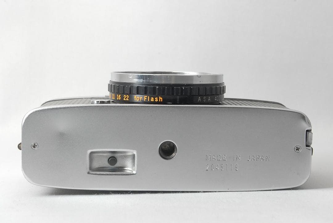 オリンパス OLYMPUS-PEN EE-2 ハーフサイズフィルムカメラ