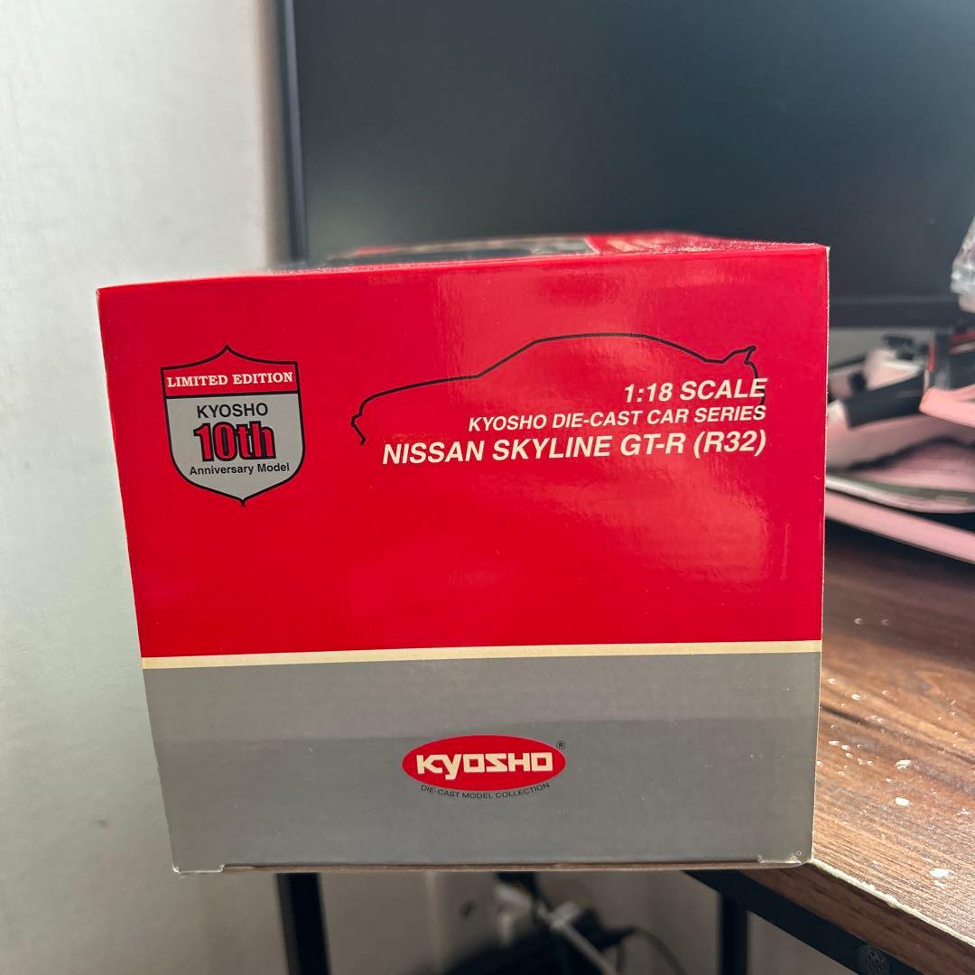 京商 1/18 カルソニック スカイライン GT-R