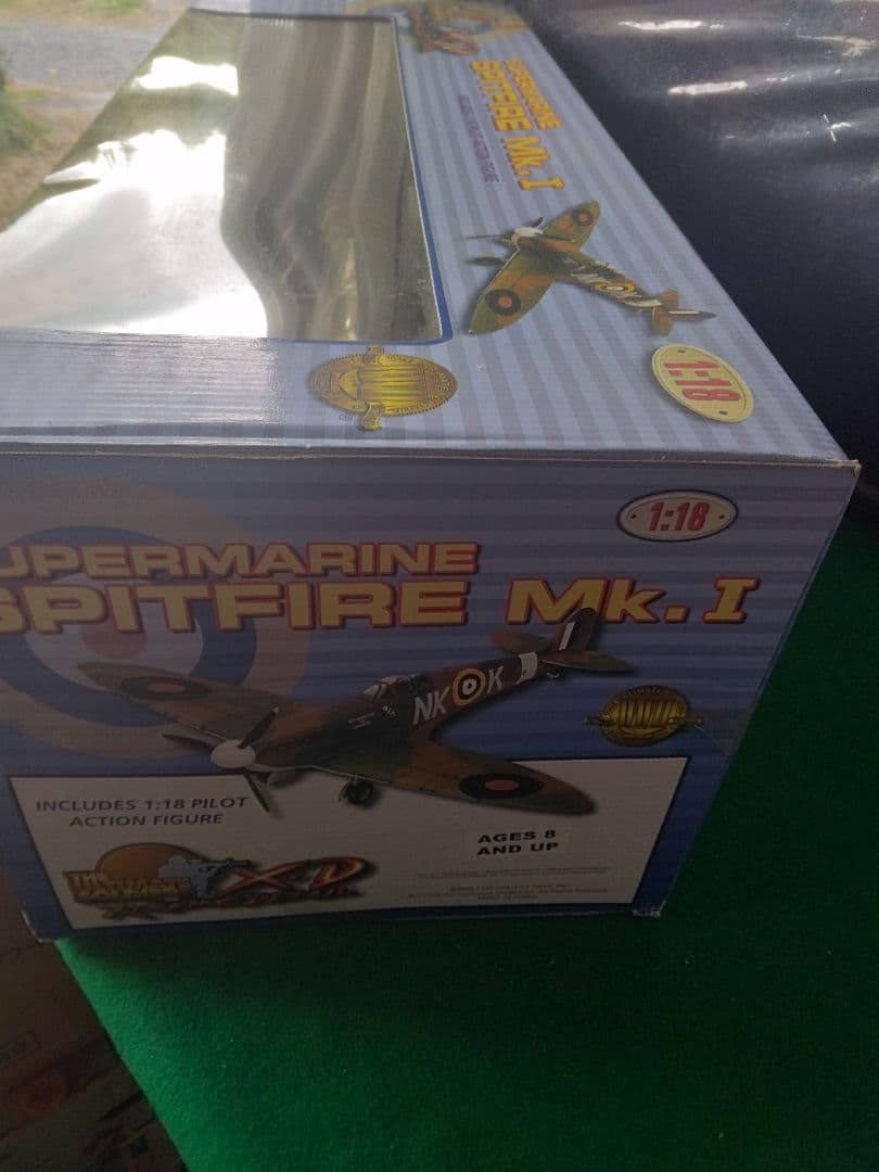 21stセンチュリートイズ スピットファイア Mk. I 1/18スケール