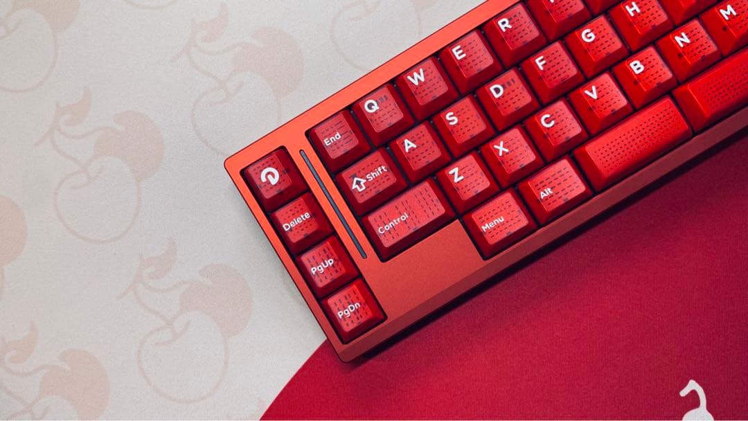 自作キーボード　delta50% レッド