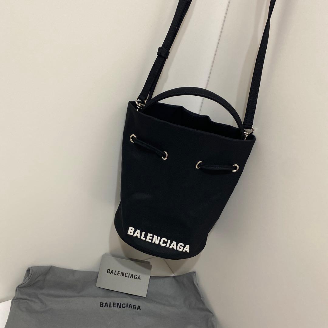 【超美品】BALENCIAGA ドローストリング　バケツバッグ　ショルダーバッグ