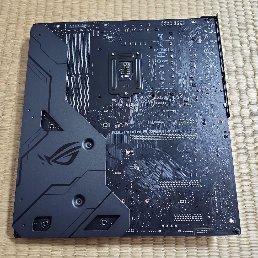 マザーボード ROG MAXIMUS XI EXTREME Z390 ASUS