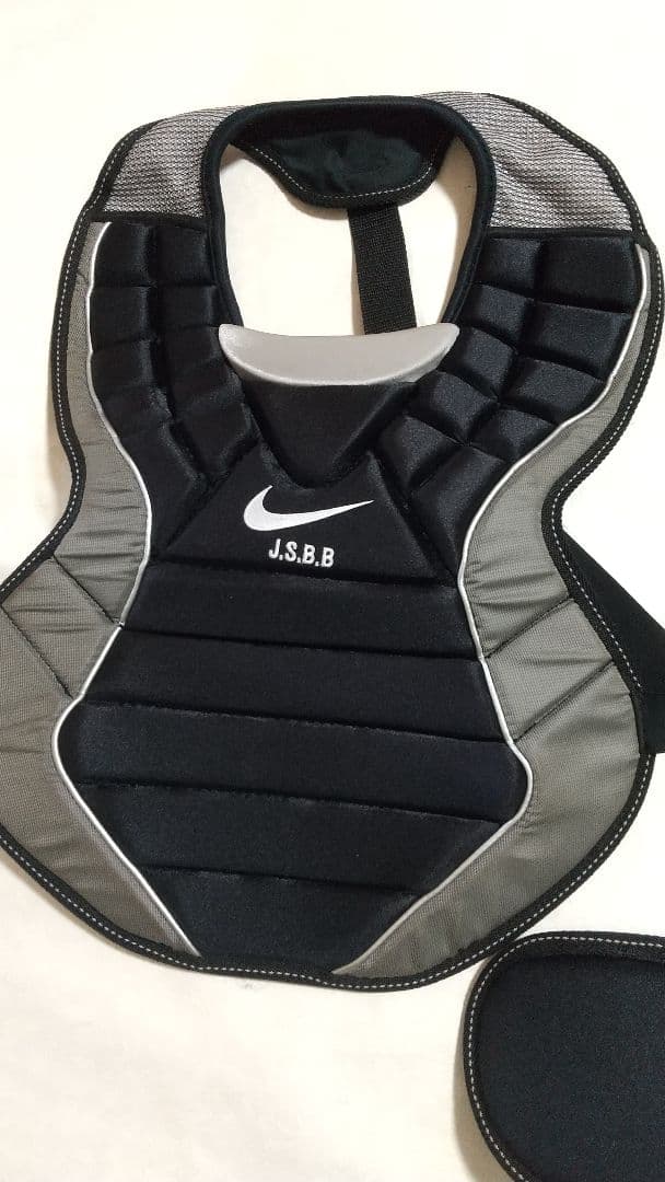ナイキ 、軟式庭球キヤッチヤー用防具 J.S.B.B公認用具専 (専用品)