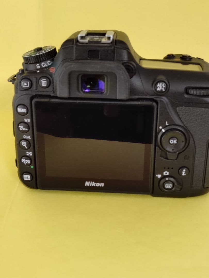 ニコンD7500 【美品】撮影1170回 ボディ+SDカード付