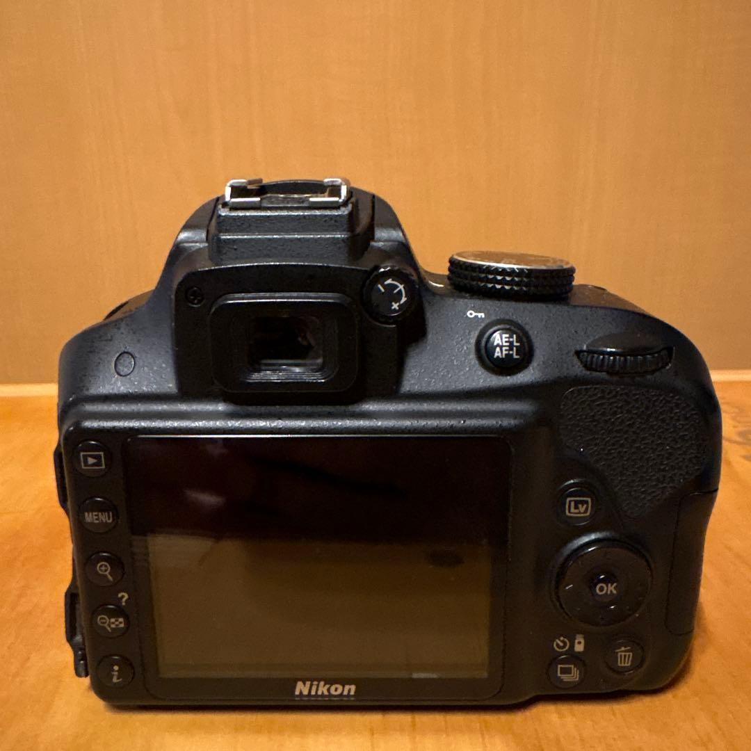 Nikon D3300 デジタル一眼レフカメラ
