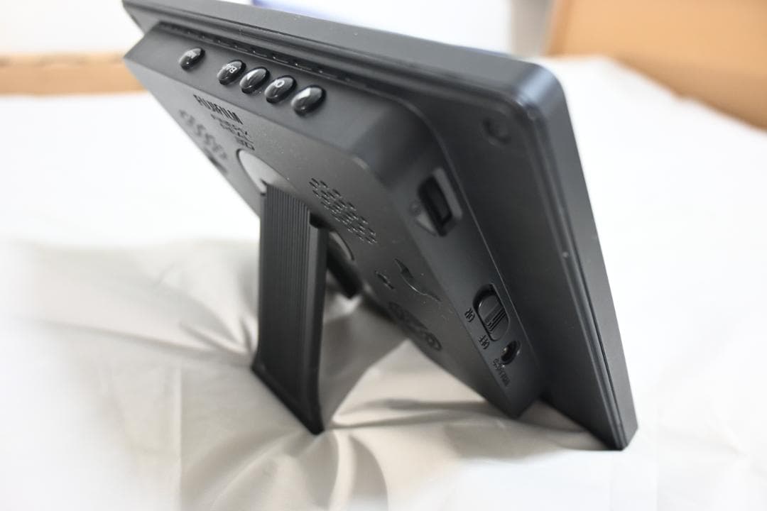 FINEPIX REAL 3D V3 デジタルフォトフレーム FUJIFILM