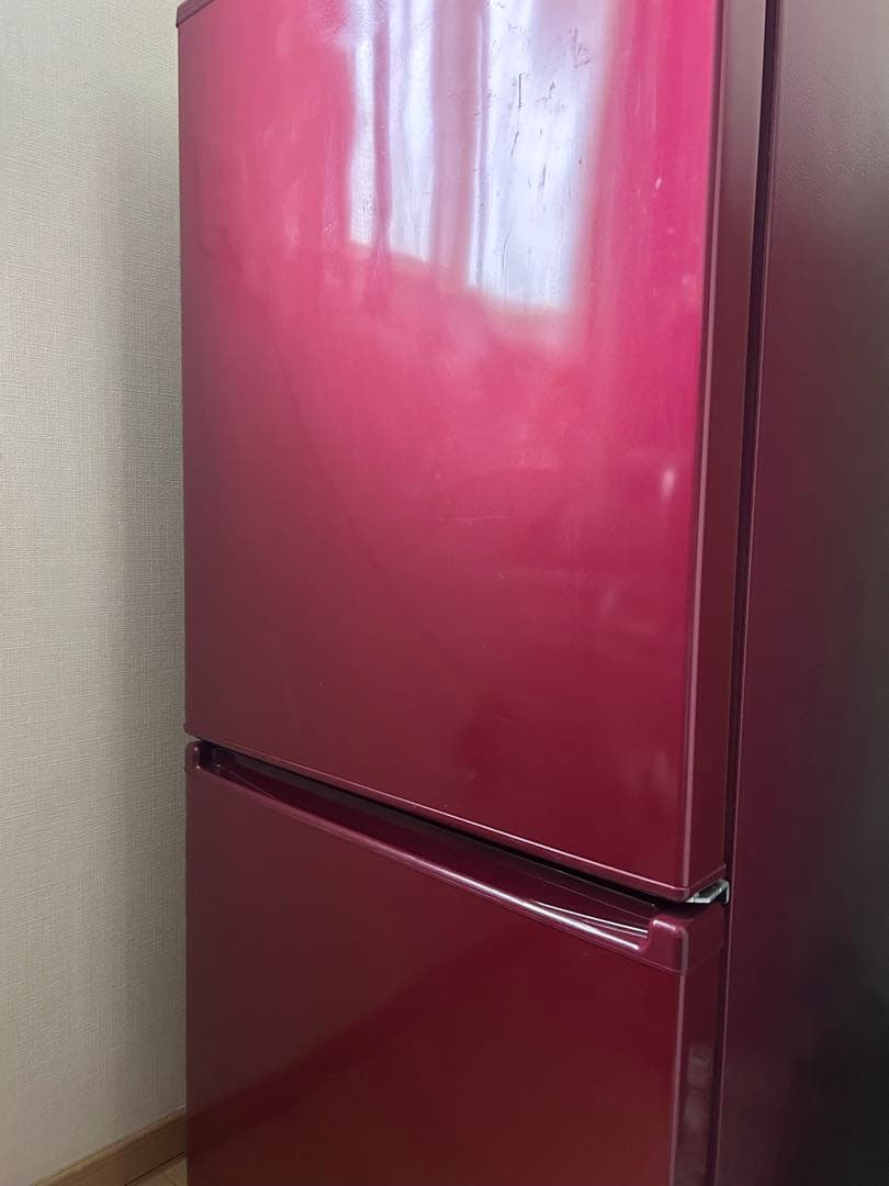 アクア AQUA 17J 冷凍庫　冷蔵庫　赤　レッド 一人暮らし　家電　2ドア