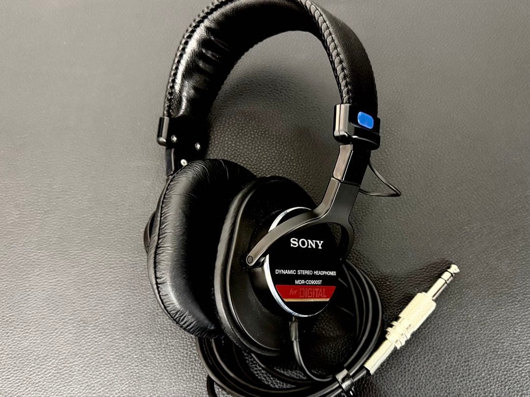 【使用1回】SONY　MDR-CD900ST 密閉型スタジオモニターヘッドホン