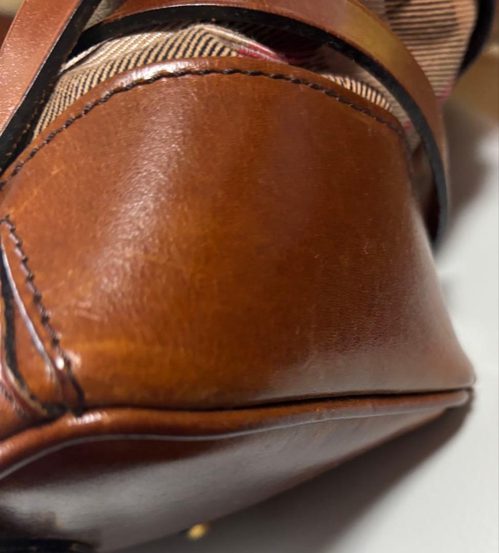 ほぼ未使用 Burberry ショルダーバッグ