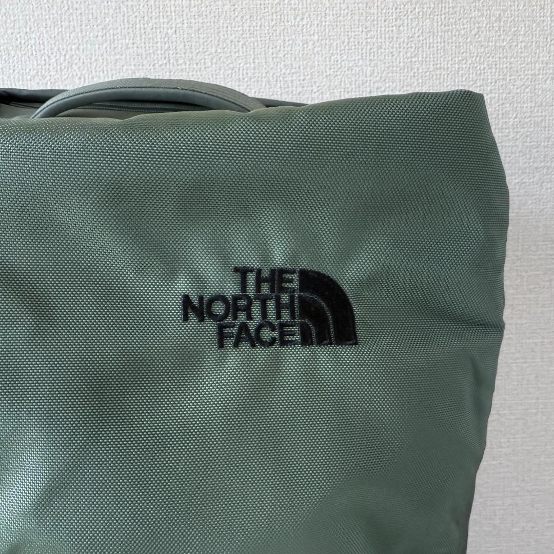 ノースフェイス ベースキャンプボイジャーライト 42L未使用