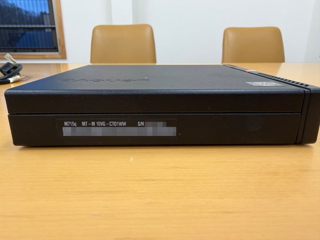 ミニPC ThinkCentre M715q Tiny / R5PRO 2400GE