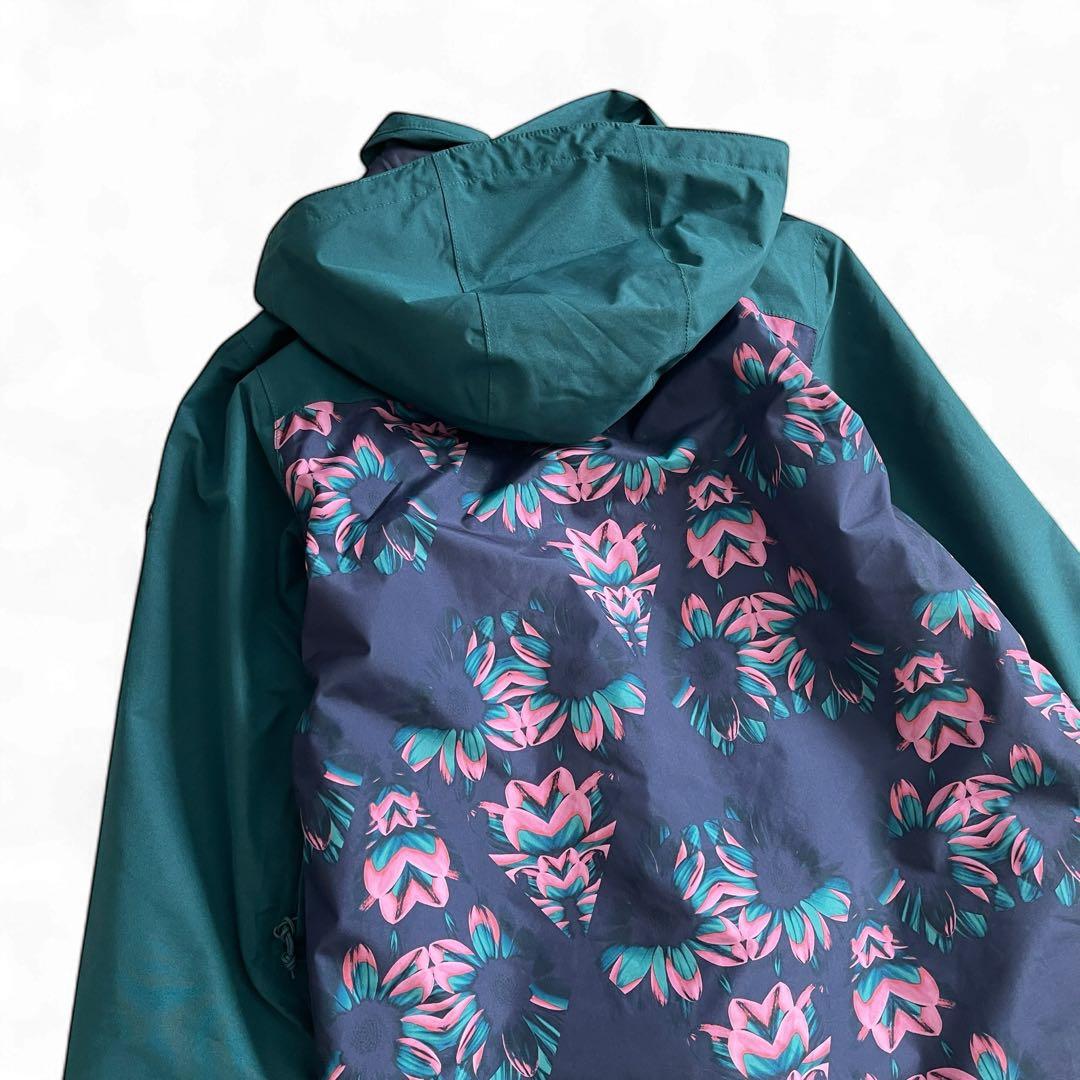 美品　BURTON　ゴアテックス　アイリスジャケット　レディース　緑　S