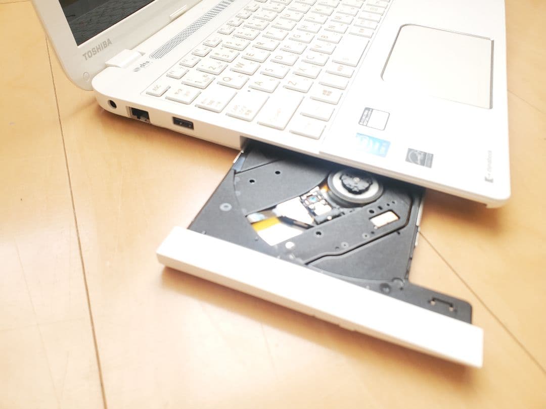 高速東芝/Corei3/SSD250GB/16GB/OFFICE2021