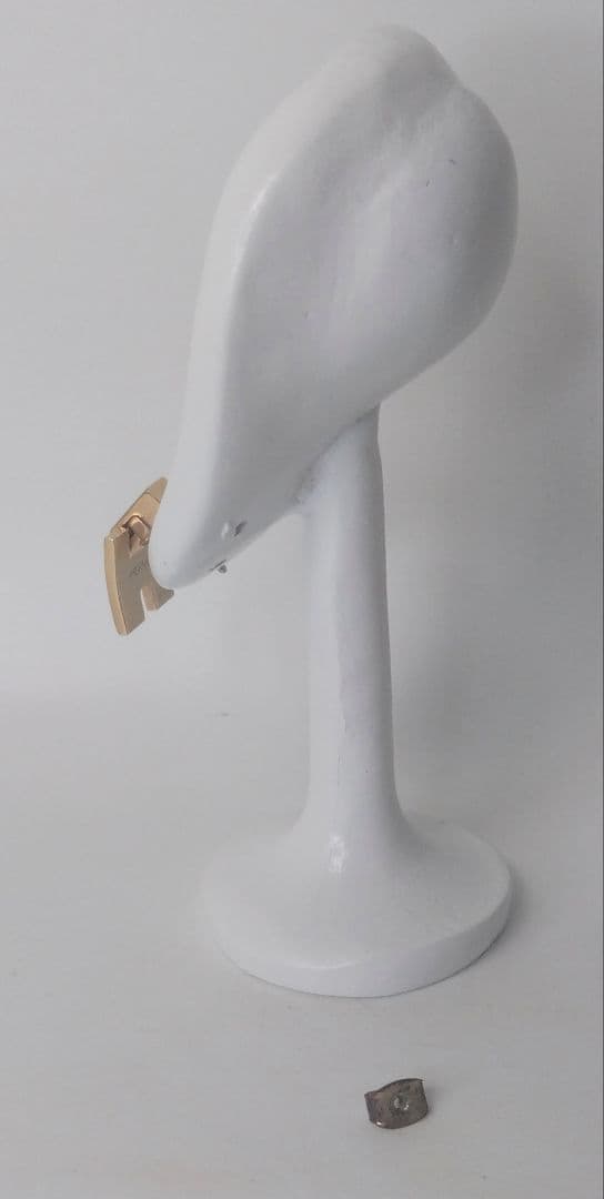 S*e様 HERMES エルメス アイリーンピアス 片方 金 × 黒 GP