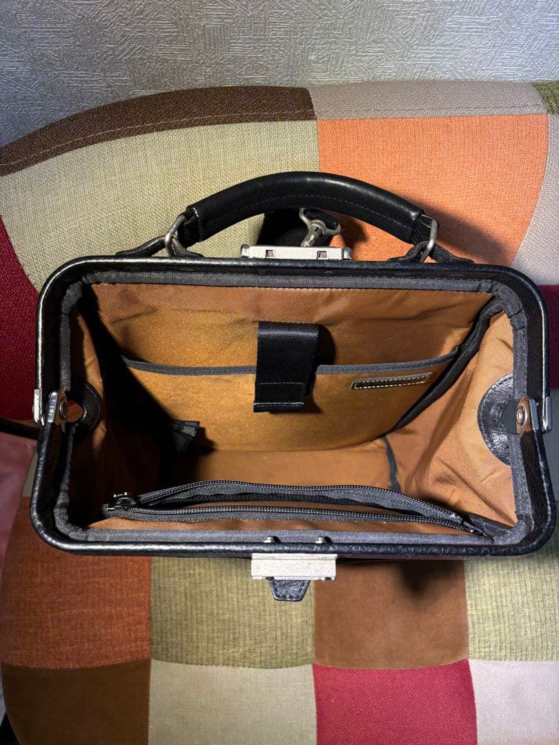 master-piece ビジネスリュック 黒(男女兼用・付属品完備)