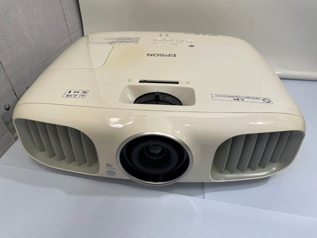 Epson EH-TW6000プロジェクター本体 ホワイト