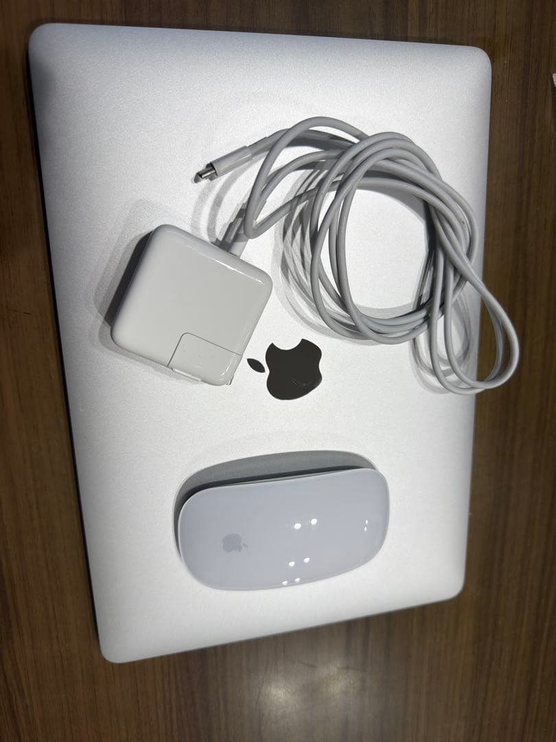 【値下げ】MacBook Air 13inch