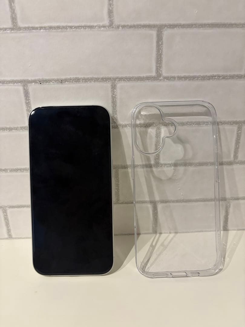 【美品】iPhone16 128GB ホワイト SIMフリー 液晶・外装傷なし