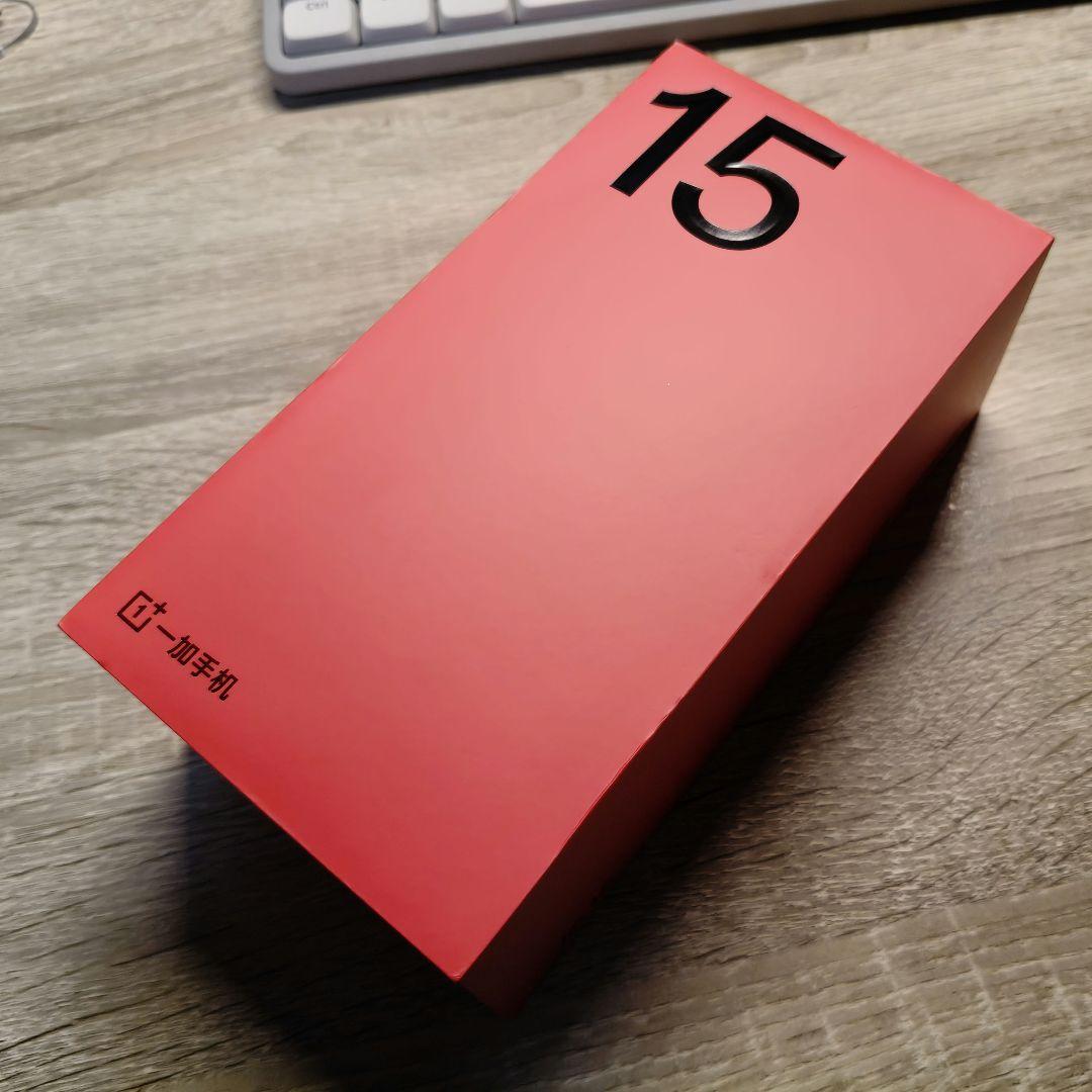 OnePlus 15 ブラック 12+256GB 中国版 ほぼ新品