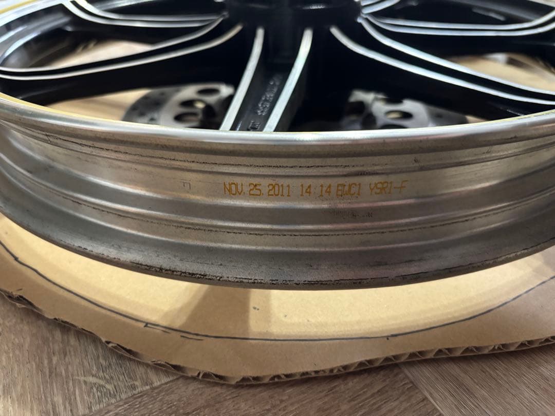 ザキ(sr400ホイール)