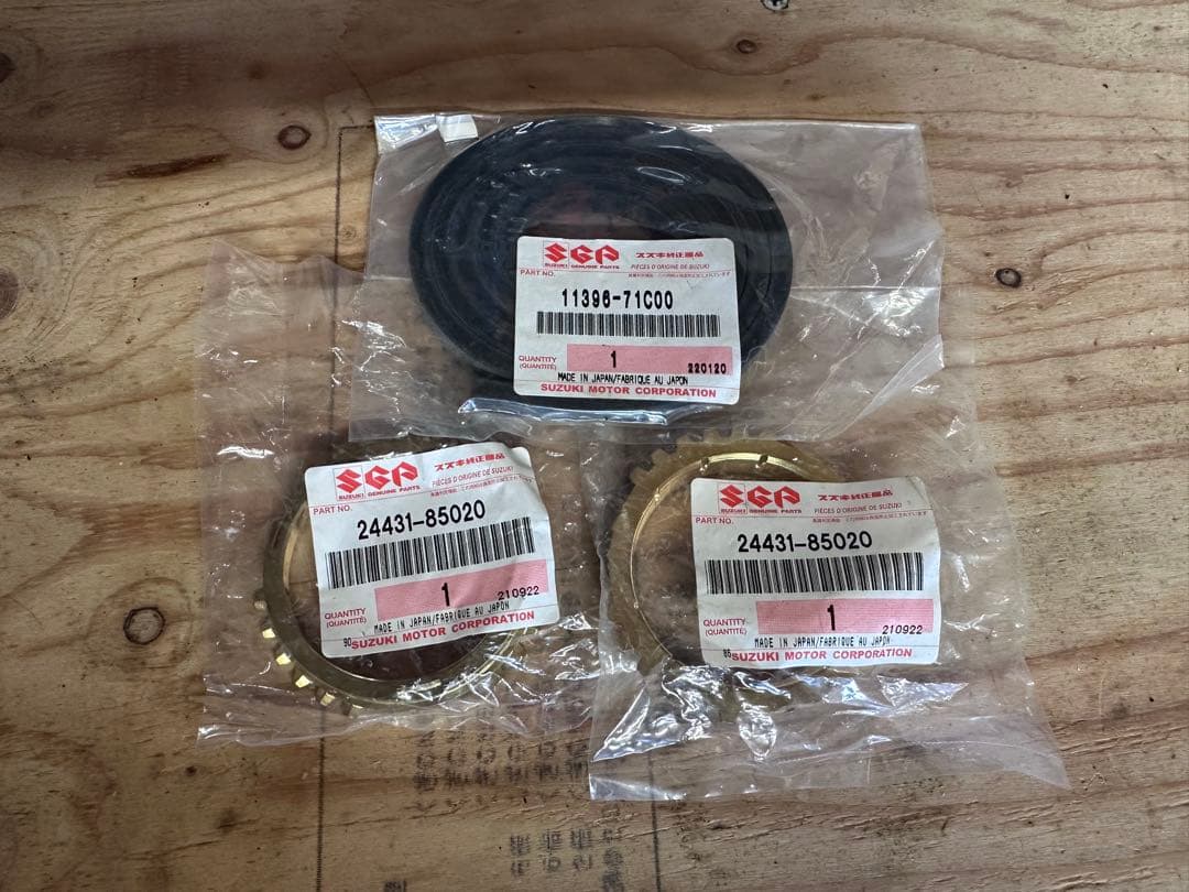 スズキ カプチーノ シンクロ モール