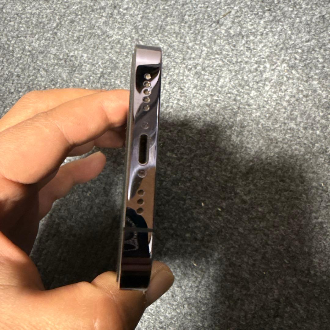 再売りApple iPhone 14 Pro ディープパープル 本体