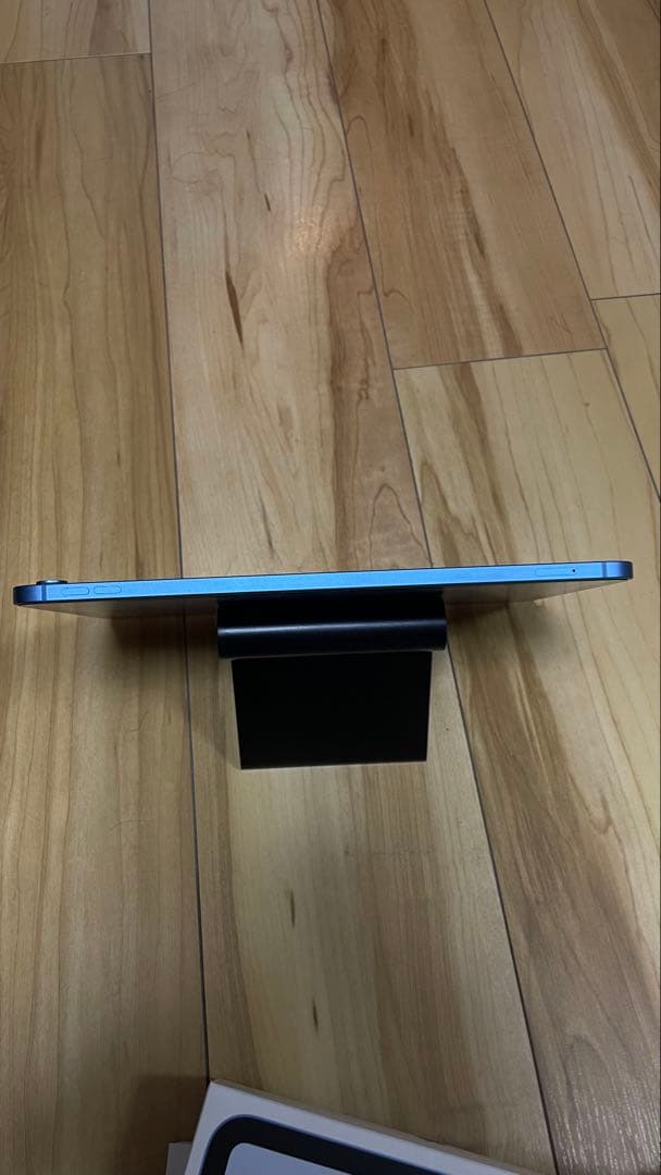 【美品】iPad 第10世代（10.9インチ、Wi‑Fi + Cellular）