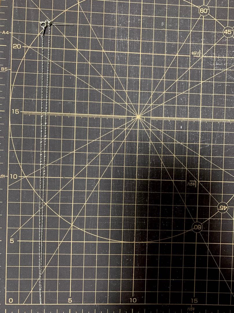 新品未使用 Pt950刻印あり プラチナ スクリューチェーンネックレス 45cm