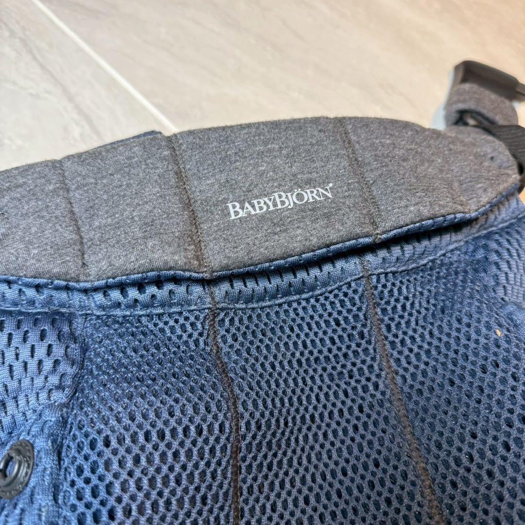 人気✨babybjorn ベビービョルン ハーモニー 抱っこ紐 ネイビー