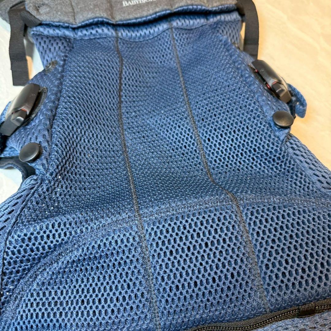 人気✨babybjorn ベビービョルン ハーモニー 抱っこ紐 ネイビー