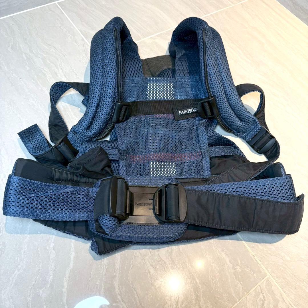 人気✨babybjorn ベビービョルン ハーモニー 抱っこ紐 ネイビー