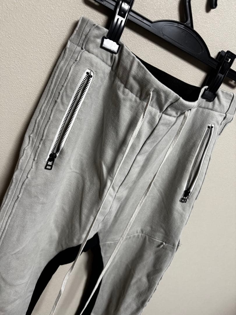 《Mr.Children桜井愛用ブランド》ダメージソフトサルエルパンツ