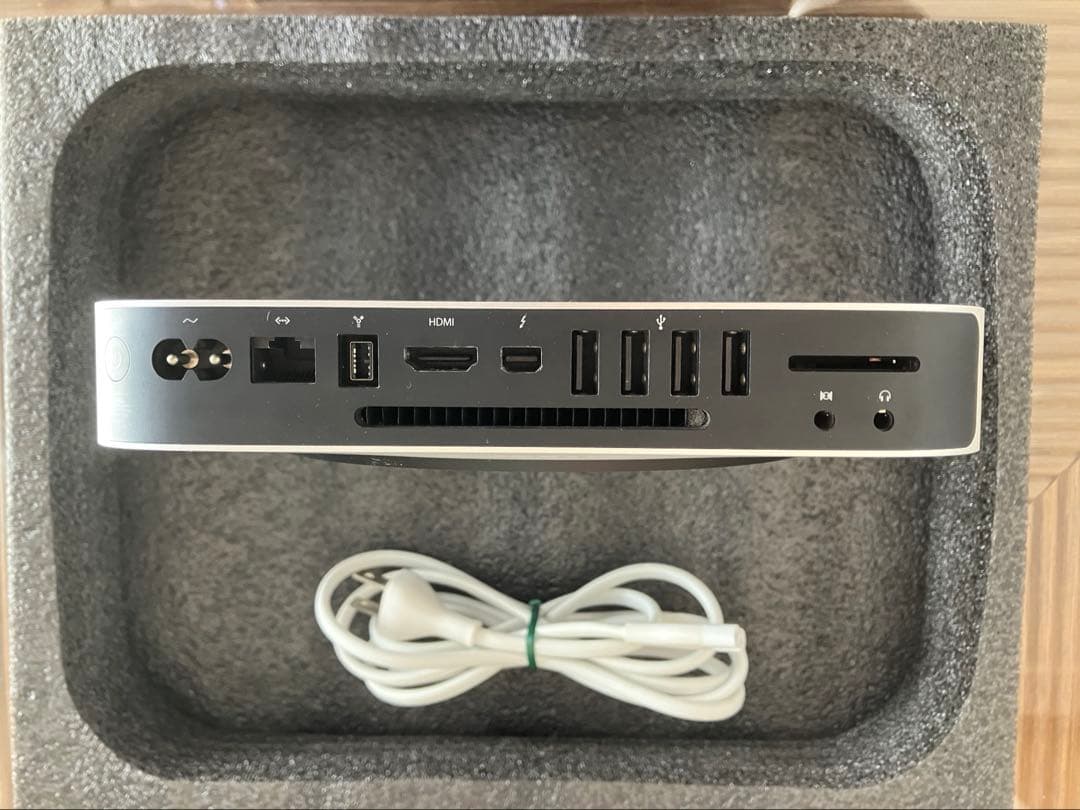 Macデスクトップ MacMini i7 2.3GHz 16GB 240GbSSD