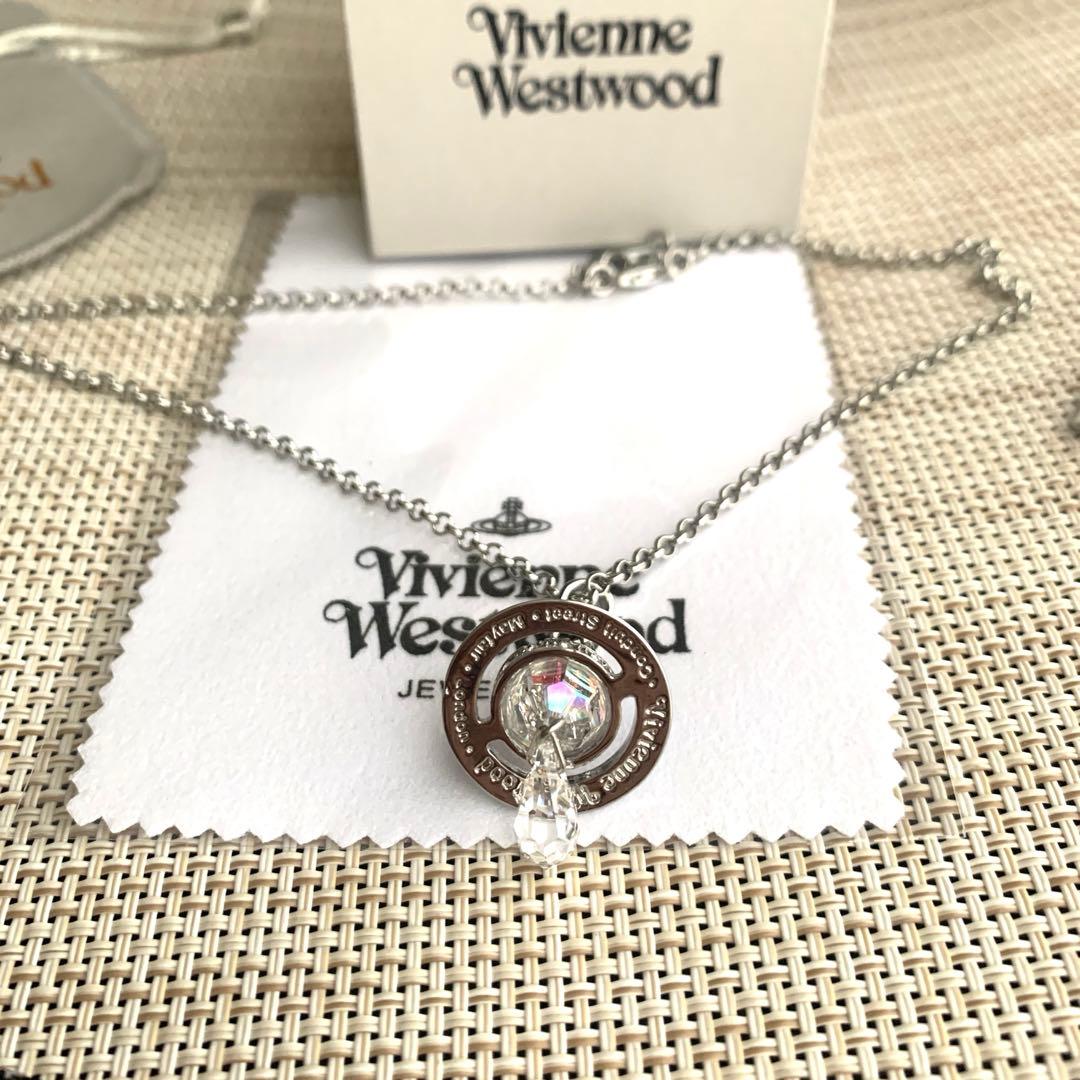 Vivienne Westwoodクリスタル　 ゴールドネックレス