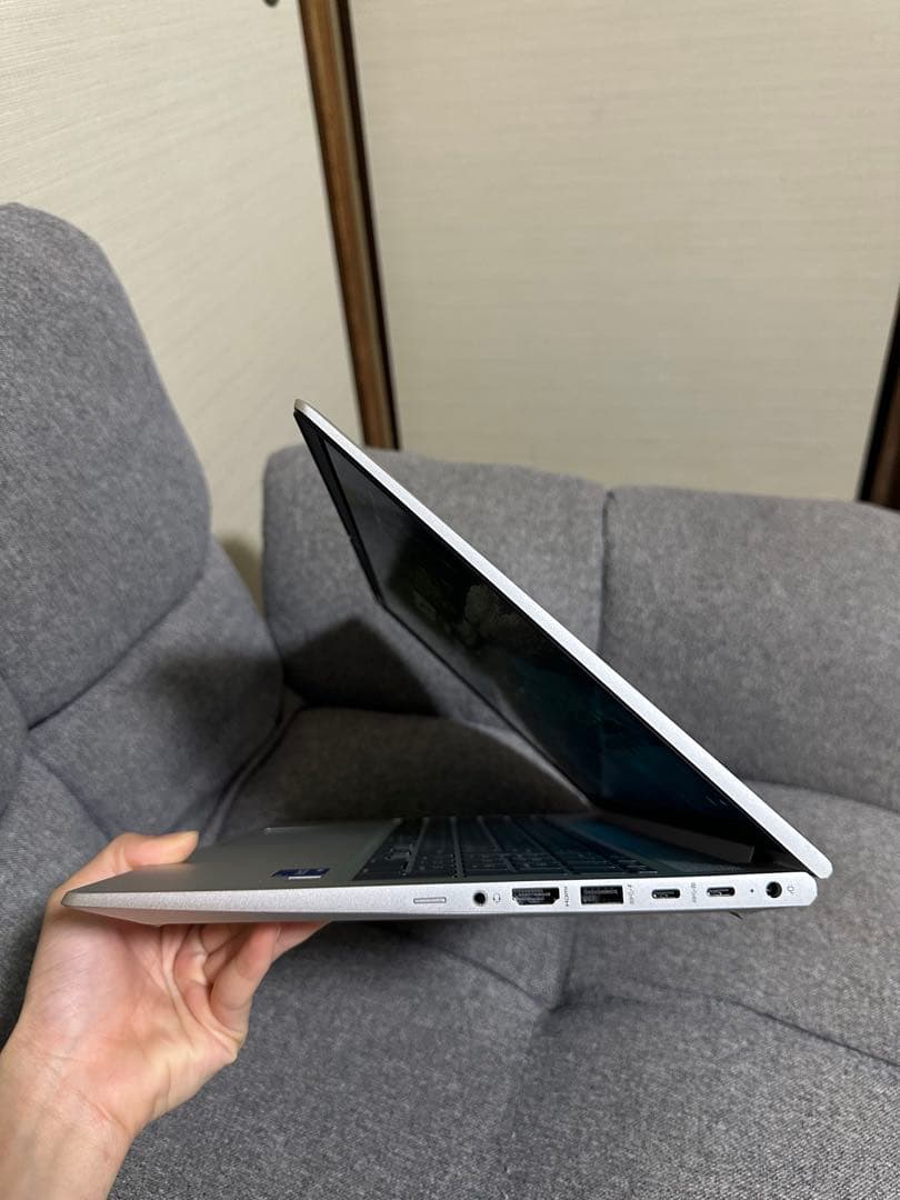 美品Hp Probook 450G10 i5-1334U-8Gb-256GB