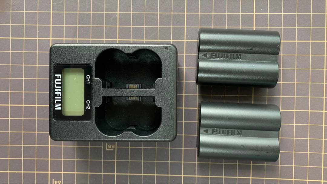 FUJIFILM X-T4 ミラーレスカメラ ボディ ブラック