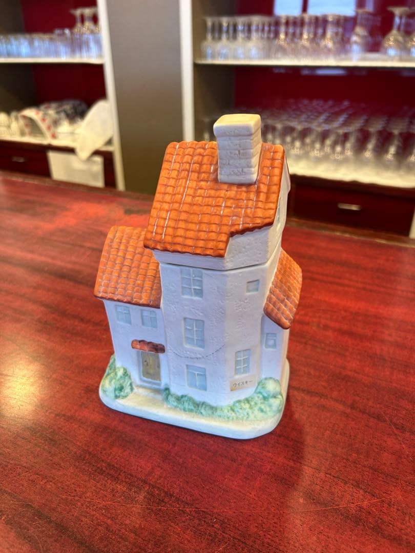 サントリーウィスキー　陶器