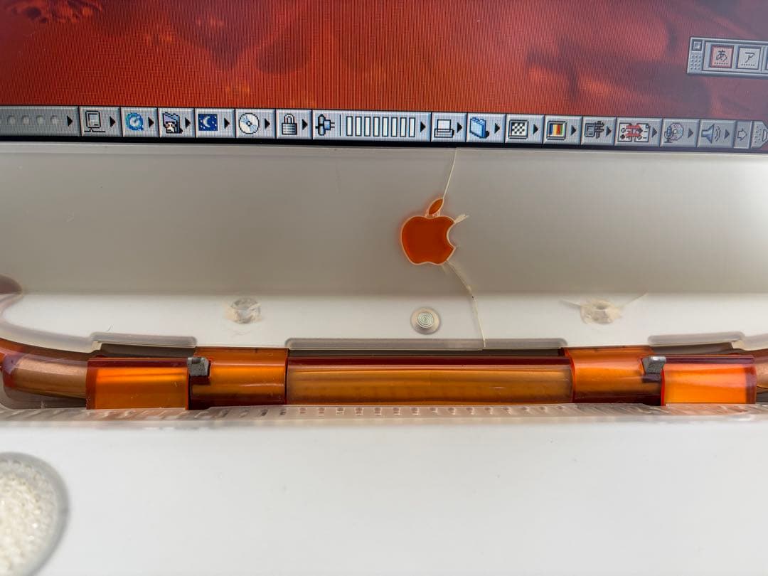 Apple iBook クラムシェルG3 オレンジ色