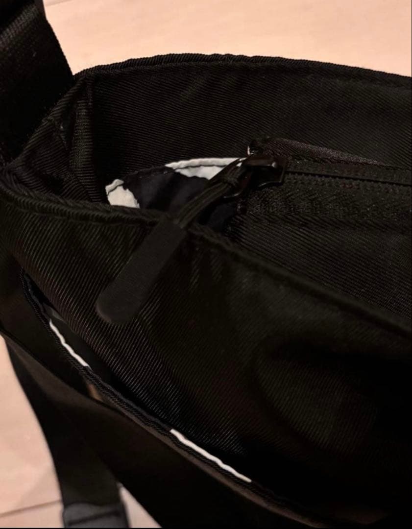 (本日のみ破格)ear PAPILLONNER アジャスタートートバッグ　横型