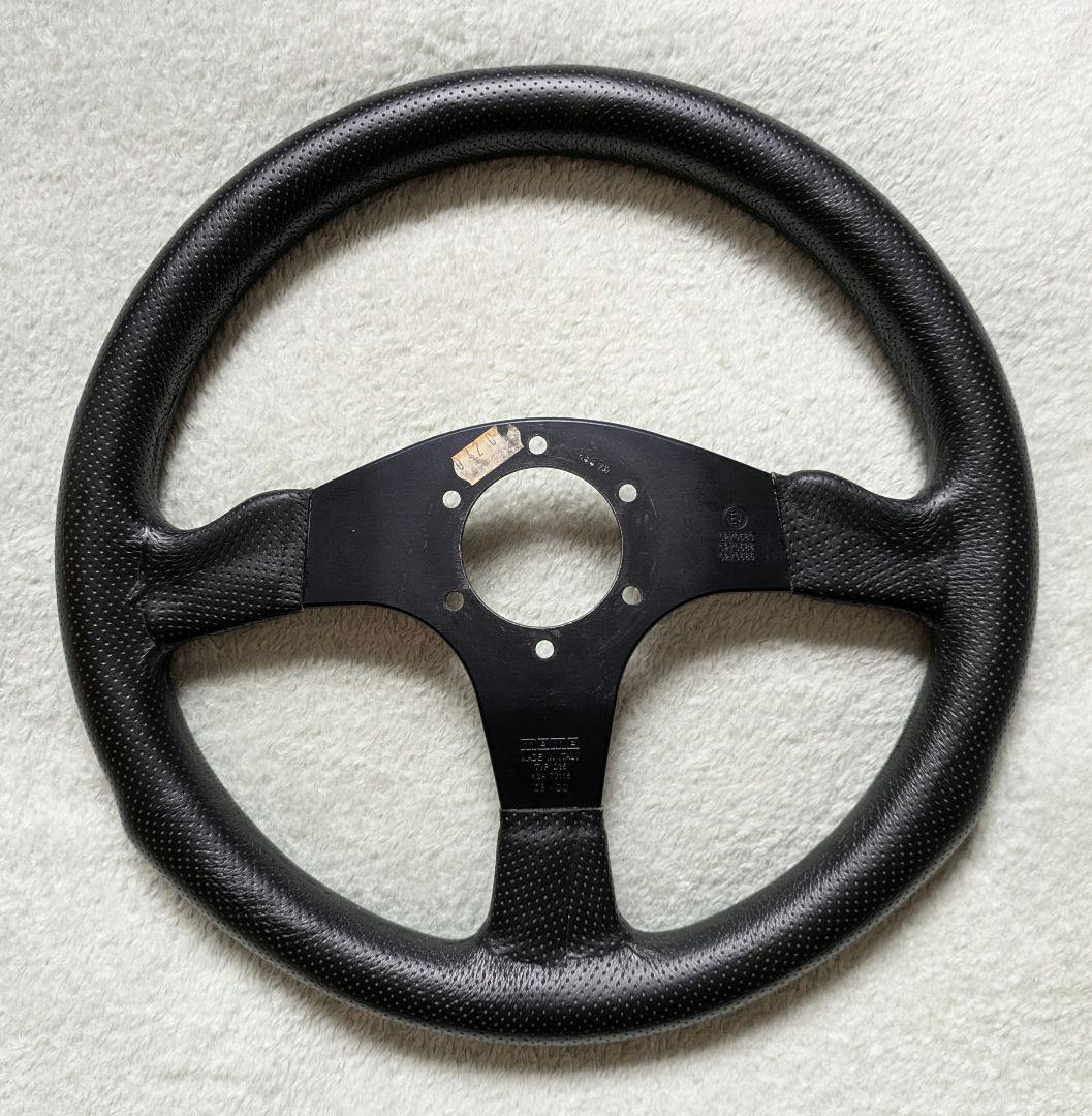 【美品】ｍｏｍｏステアリング　コンペティション　350ｍｍ
