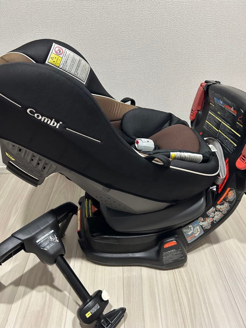 コンビ チャイルドシート CV-ETY（ラクティア系）回転式 新生児〜4歳頃