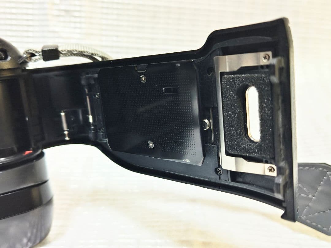 お買い得 ニコン F80とアクセサリーセット