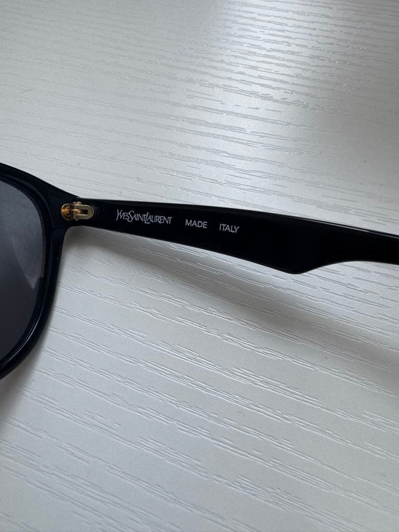 Yves Saint Laurent イヴサンローラン サンローラン サングラス