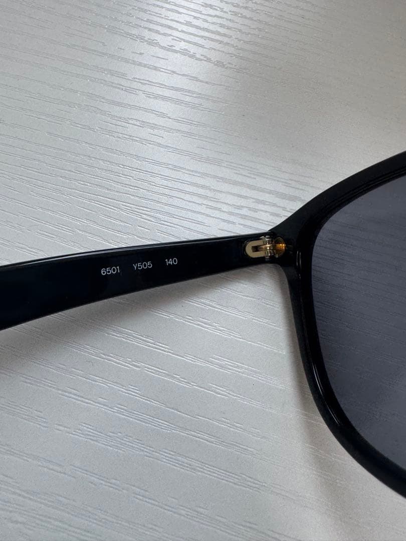 Yves Saint Laurent イヴサンローラン サンローラン サングラス